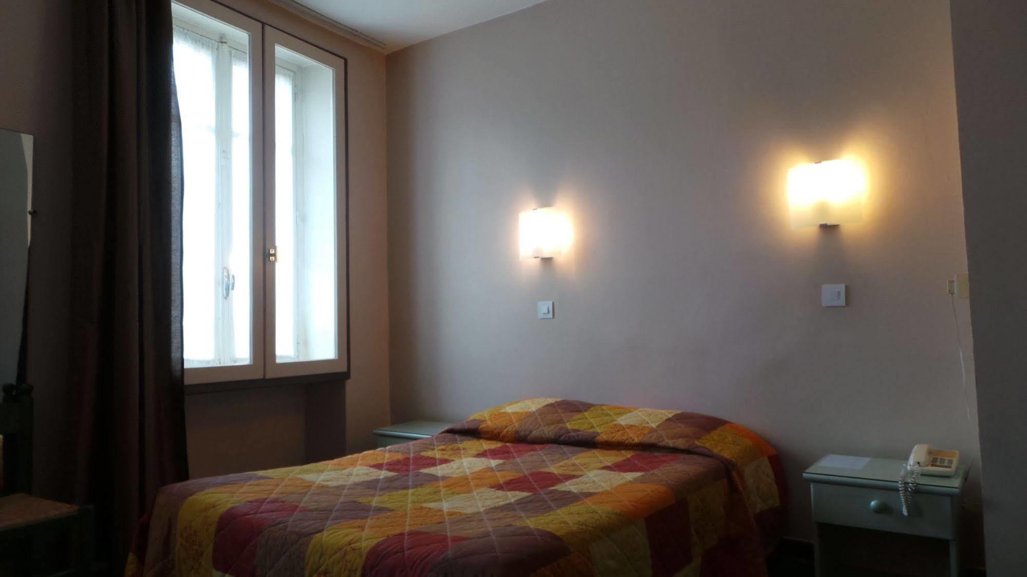 Logis Hotel Saint Jacques Valence  Exterior foto
